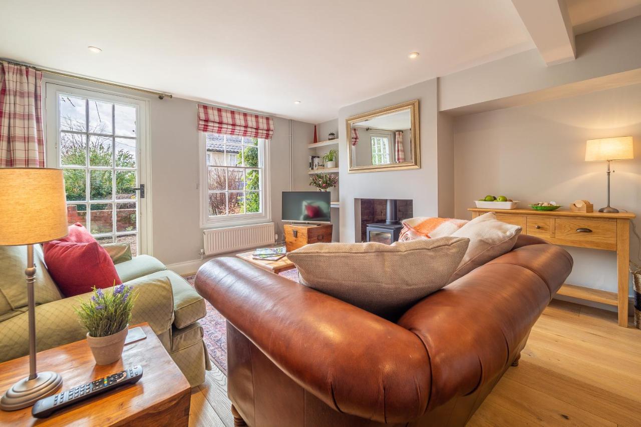 Adorable Cottage With A Log Burner In Heavenly Village - Constable Lodge Nayland Exterior foto